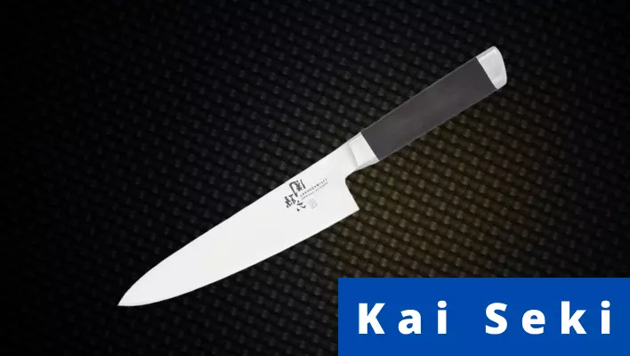 Kai seki knife with black background